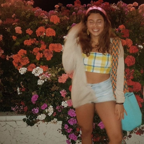 sabrinnnnnax